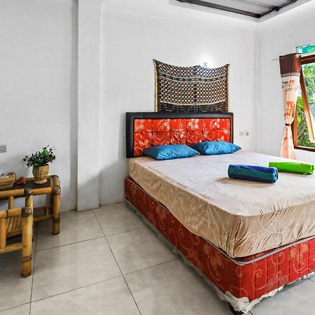 Palulu Garden Homestay لابوان باجو المظهر الخارجي الصورة